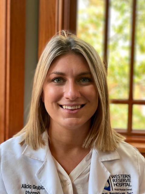 Headshot of Alicia Grubich, Preceptor